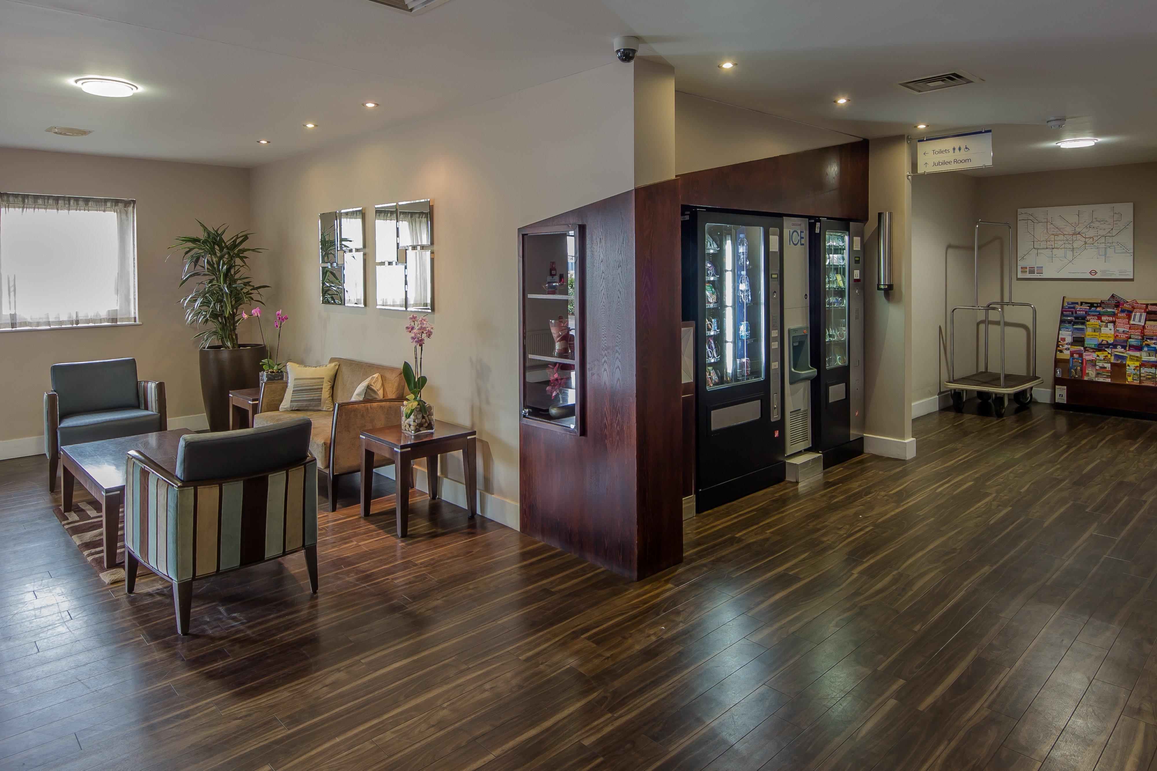 Holiday Inn Express Royal Docks By Ihg Londra Dış mekan fotoğraf