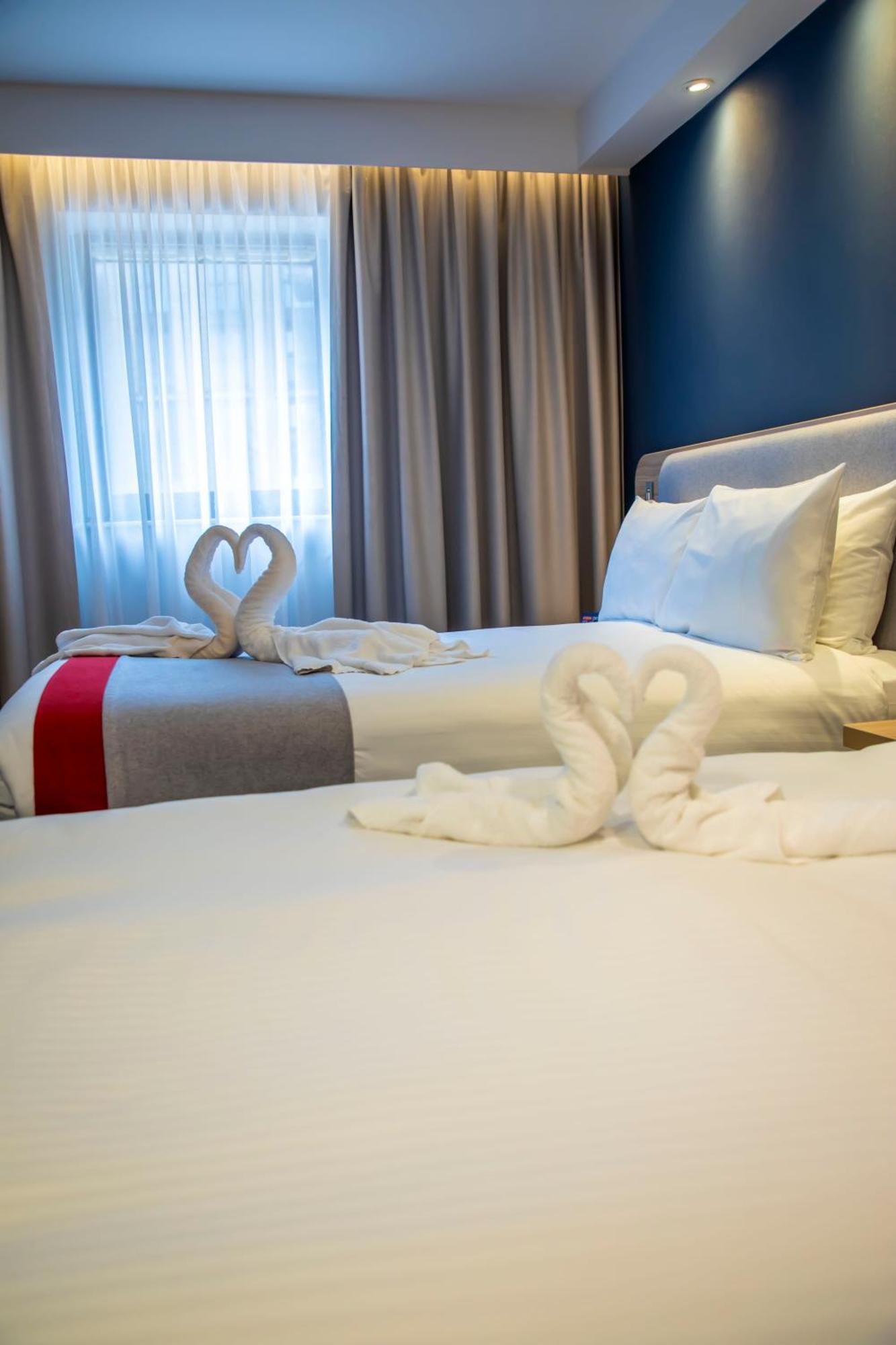 Holiday Inn Express Royal Docks By Ihg Londra Dış mekan fotoğraf